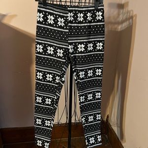 Snowflake leggings sweater material